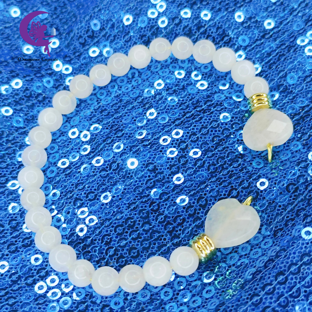 🌙 Lunar Love Goddess Moonstone Bangle